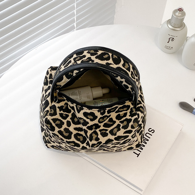 Леопардовая косметичка, роскош – обзор и цена Luxury Skincare Box